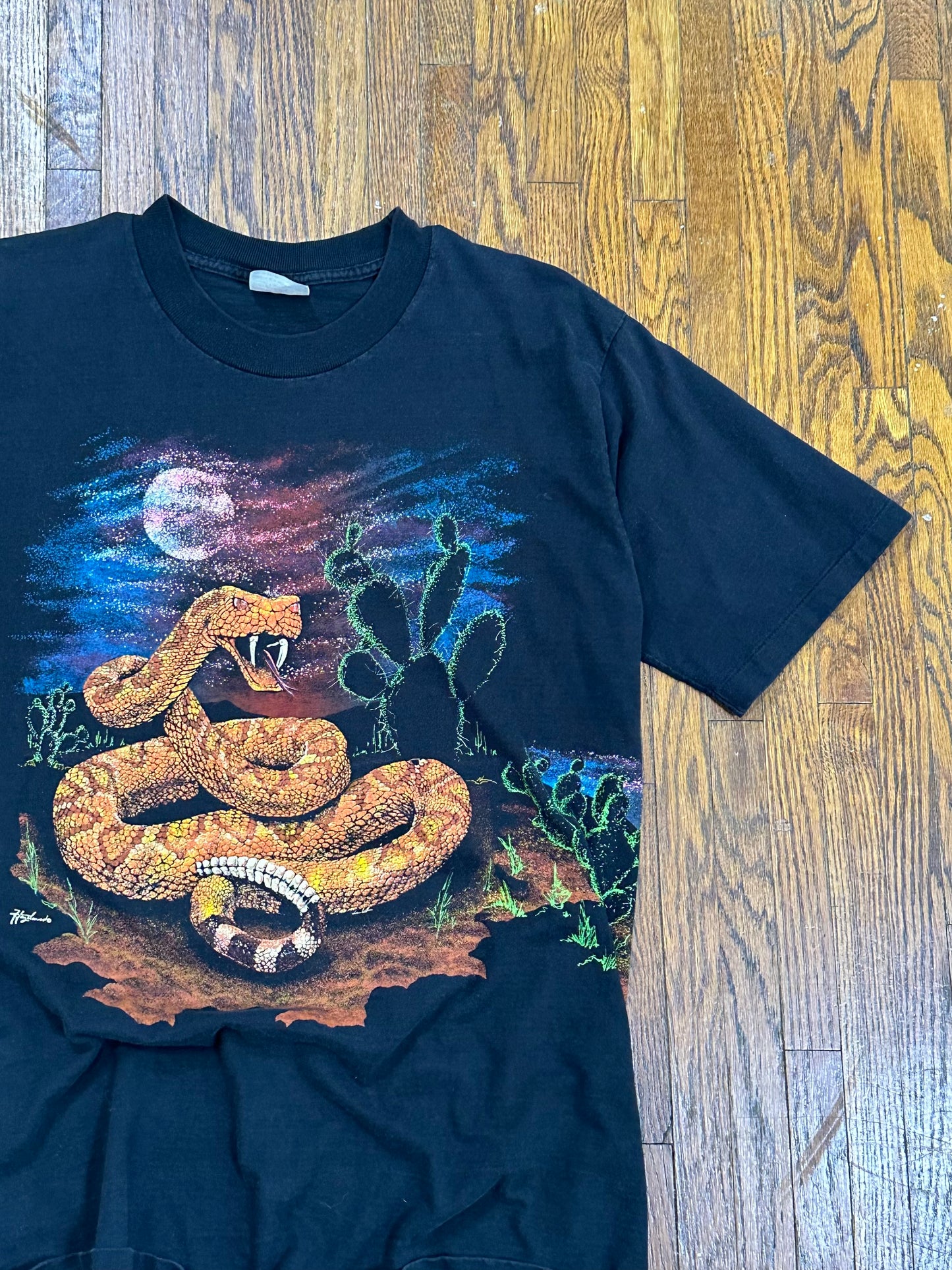 Rattlesnake Bite Wraparound Tee- L