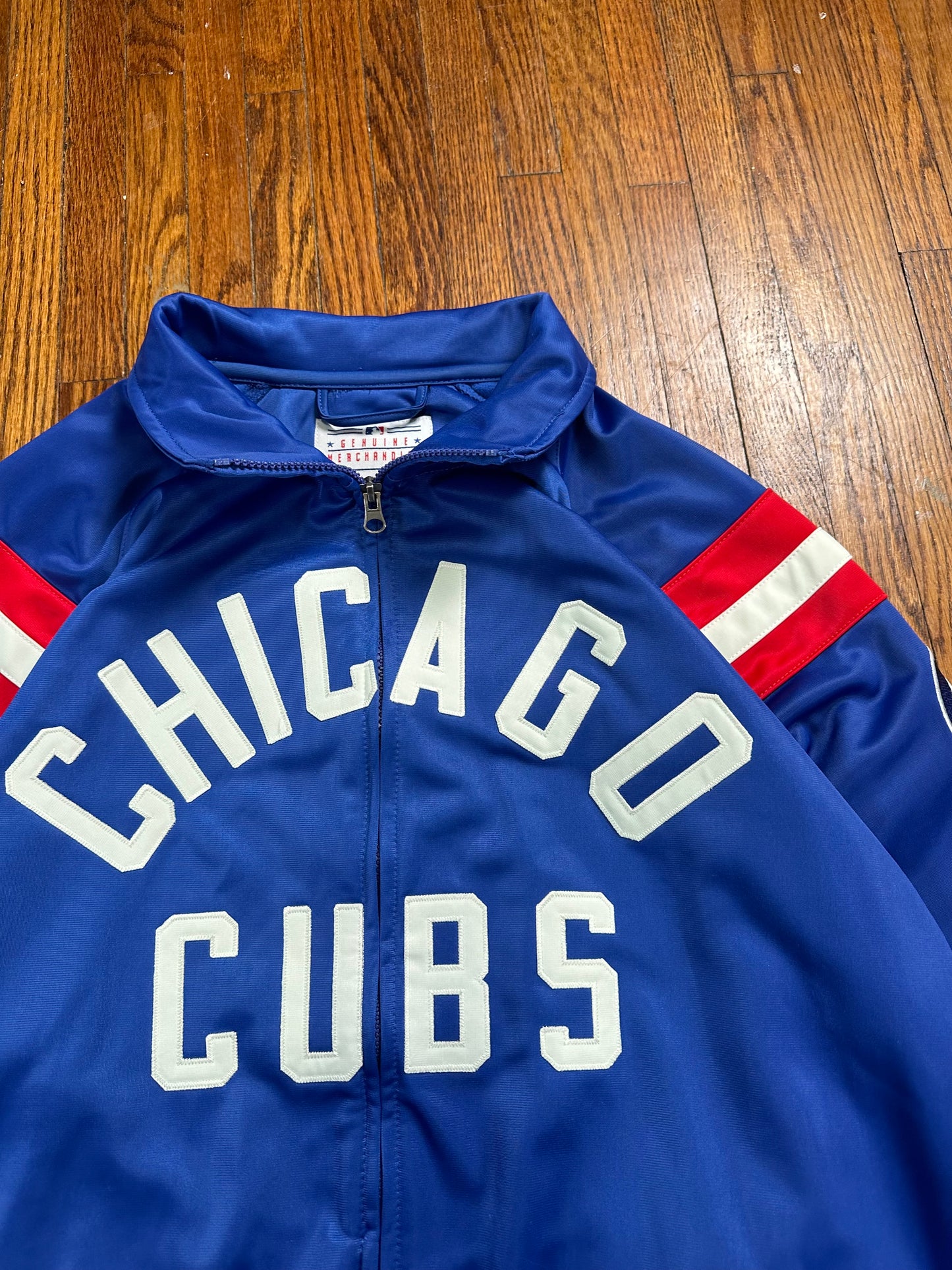 Chicago Cubs Zip-Up Bomber- L